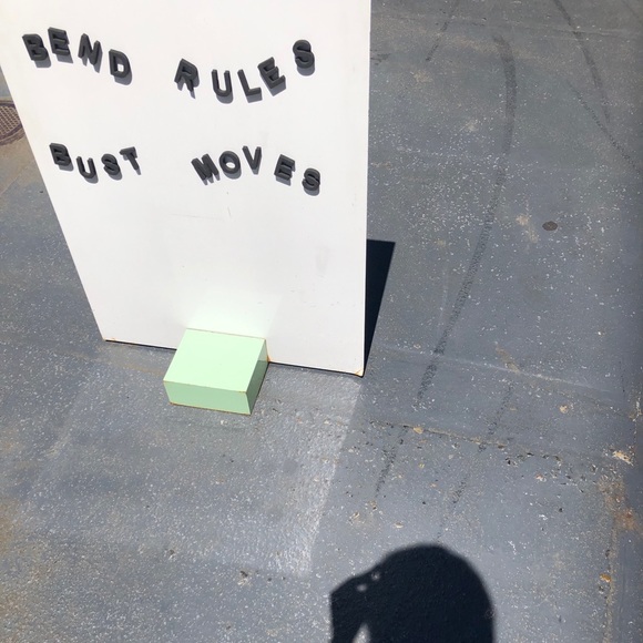 Meet your Posher, Melissa - Picture 2 of 3